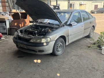 Авто Opel Vectra 1998 № 8907112