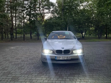 Авто BMW 5 Серия 2002 № 8907129