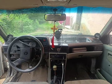 Авто Opel Kadett 1988 № 8907134