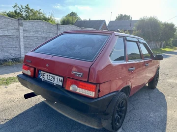 Авто ВАЗ 21093 1988 № 8907248