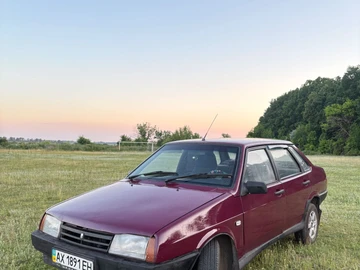 Авто ВАЗ 21099 1993 № 8907394