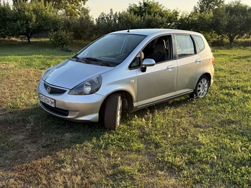 Авто Honda Jazz 2006 № 8907504
