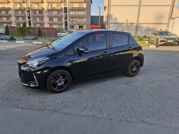 Авто Toyota Yaris 2015 № 8907519