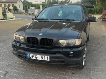 Авто BMW X5 2002 № 8907523