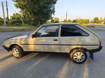 Авто ЗАЗ Таврия 1990 № 8907875
