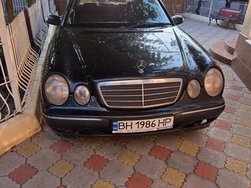 Авто Mercedes 220 2001 № 8907908