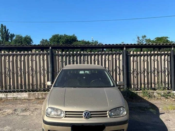Авто Volkswagen Golf 2003 № 8907965