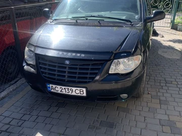 Авто Chrysler Grand Voyager 2004 № 8907979