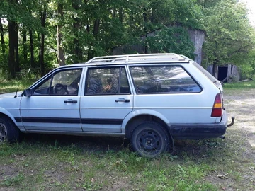 Авто Volkswagen Passat Variant 1986 № 8908091