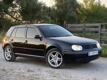 Авто Volkswagen Golf 2002 № 8908167