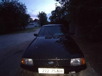 Авто Ford Escort 1981 № 8908370