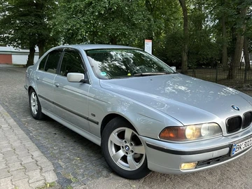 Авто BMW 5 Серия 1997 № 8908444
