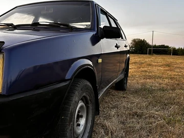Авто ВАЗ 21093 2003 № 8908450