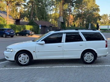 Авто Opel Vectra 1998 № 8908457