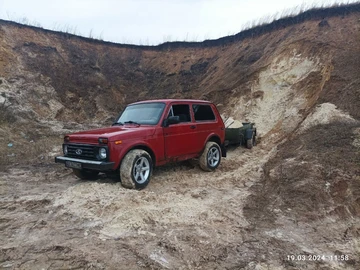 Авто ВАЗ 2121 1995 № 8908462