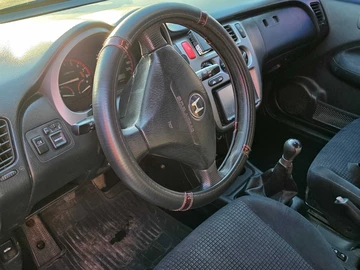 Авто Honda Hr-V 2004 № 8908898