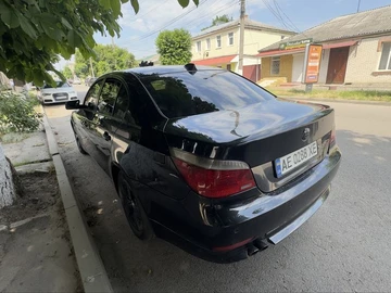 Авто BMW 5 Серия 2005 № 8908948