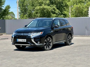 Авто Mitsubishi Outlander 2018 № 8908982