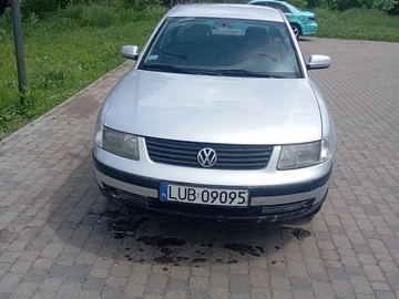 Авто Volkswagen Passat Sedan 1999 № 8908990