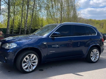 Авто BMW X5 2012 № 8909001