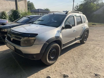 Авто Renault Duster 2010 № 8909090