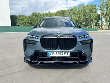 Авто BMW X7 2023 № 8909133