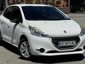 Авто Peugeot 208 2014 № 8909137