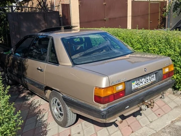Авто Audi 100 1985 № 8909341