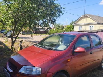 Авто Chevrolet Aveo 2004 № 8909390