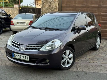 Авто Nissan Tiida 2008 № 8909527