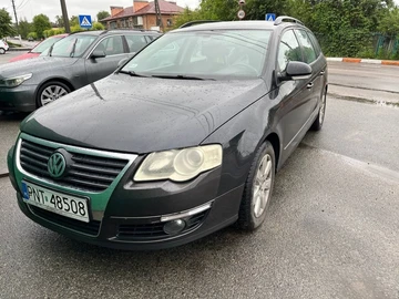 Авто Volkswagen Passat Variant 2006 № 8909531
