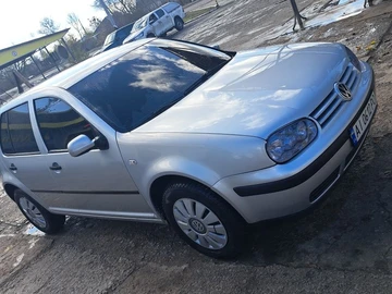 Авто Volkswagen Golf 2002 № 8909549