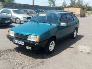 Авто ВАЗ 2109 1991 № 8909551