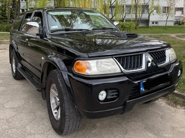 Авто Mitsubishi Pajero 1990 № 8909631
