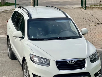 Авто Hyundai Santa Fe 2012 № 8909742