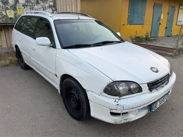 Авто Toyota Avensis 1999 № 8909798