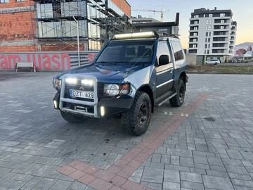 Авто Mitsubishi Pajero 1994 № 8909989