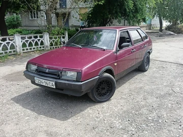 Авто ВАЗ 2109 1990 № 8910033