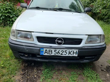 Авто Opel Astra 1996 № 8910034