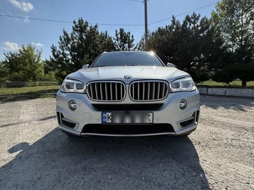 Авто BMW X5 2018 № 8910087