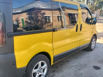 Авто Opel Vivaro 2004 № 8910088