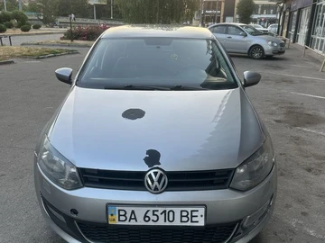 Авто Volkswagen Polo 2011 № 8910093