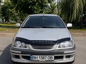 Авто Toyota Avensis 2000 № 8910112
