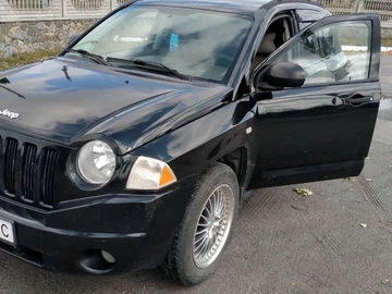 Авто Jeep Compass 2007 № 8910257