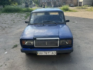 Авто ВАЗ 2107 2004 № 8910397