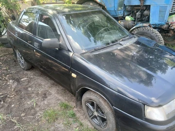Авто ВАЗ 2110 2004 № 8910400