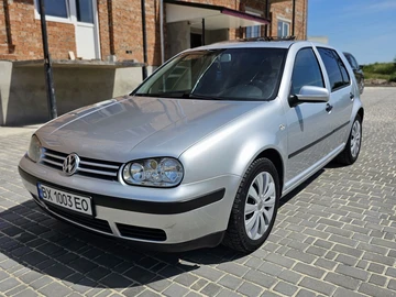 Авто Volkswagen Golf 2001 № 8910455