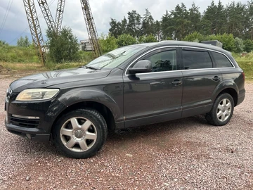 Авто Audi Q7 2007 № 8910473
