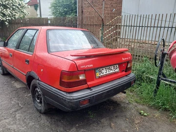 Авто Hyundai Pony 1994 № 8910495