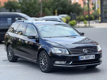 Авто Volkswagen Passat Variant 2012 № 8910673